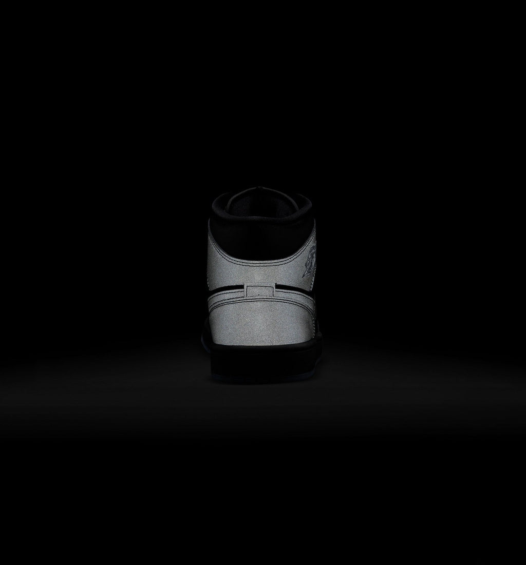 Air Jordan 1 Mid SE Men's Sneakers – Black/Grey