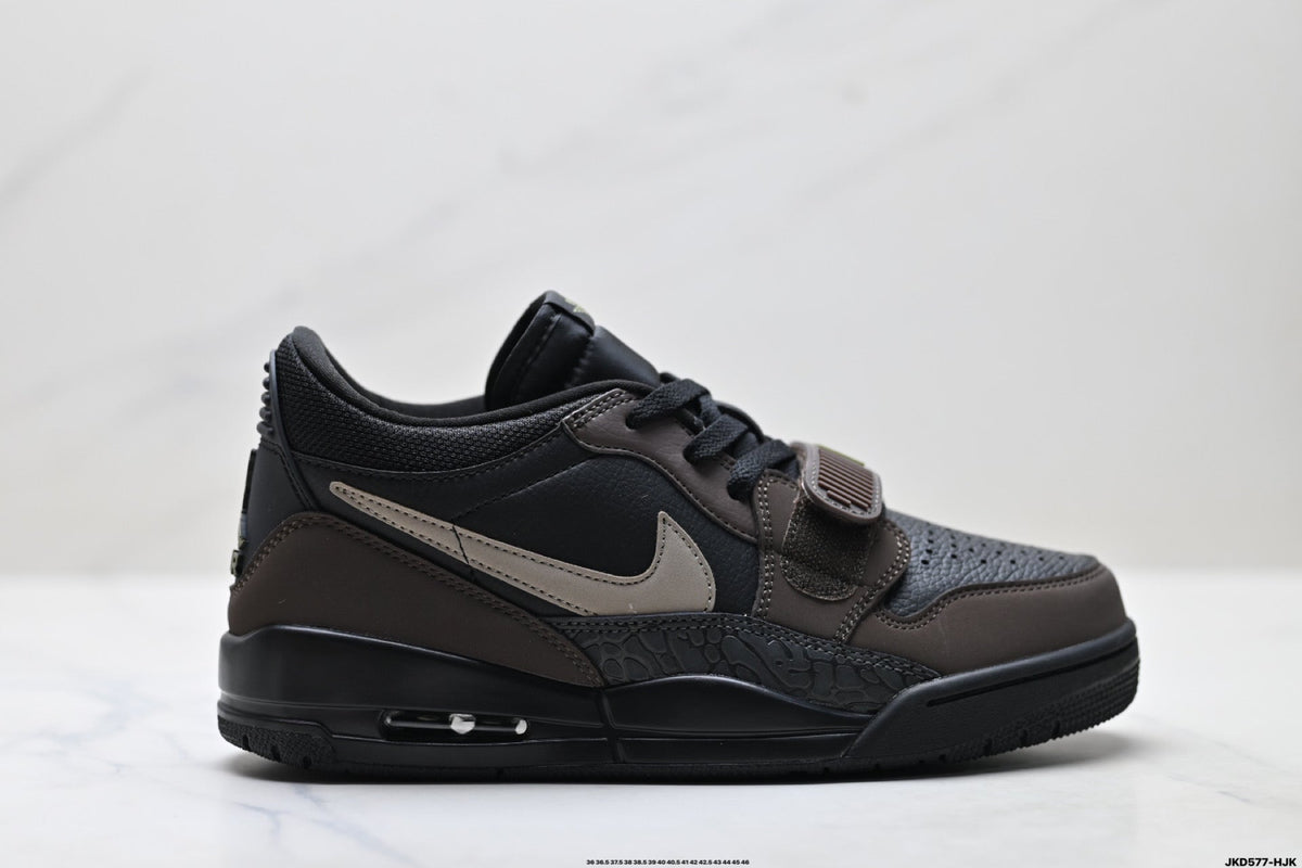 Jordan Legacy 312 Low Triple Black Sneakers