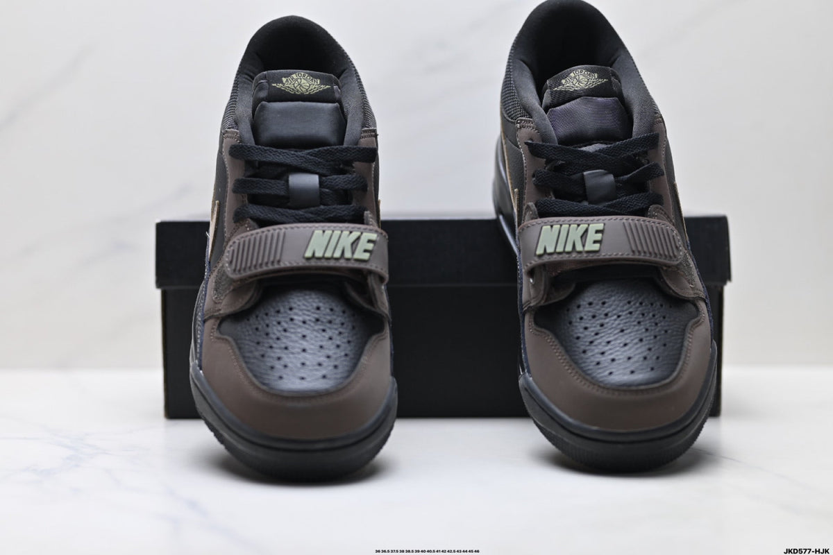 Jordan Legacy 312 Low Triple Black Sneakers